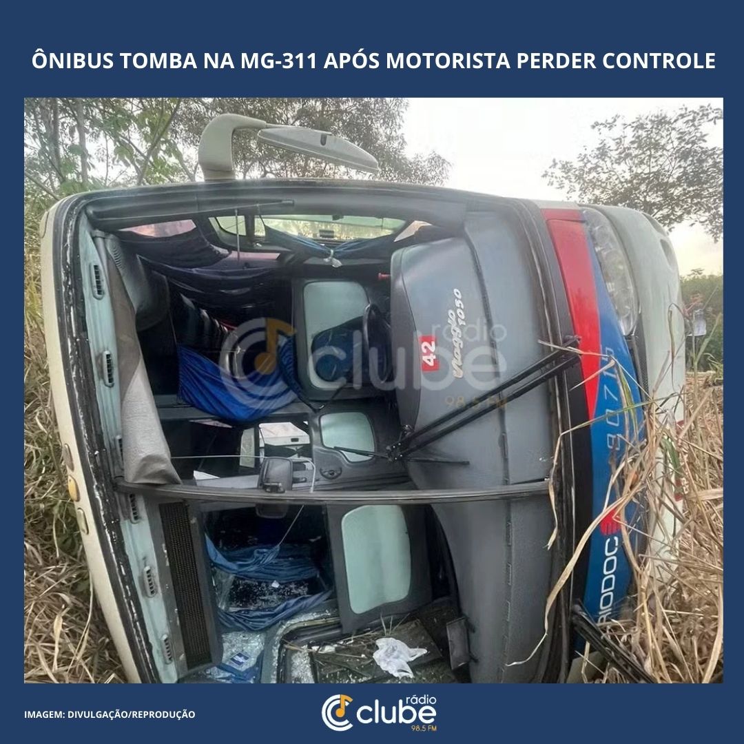 Ônibus tomba na MG-311 após motorista perder controle